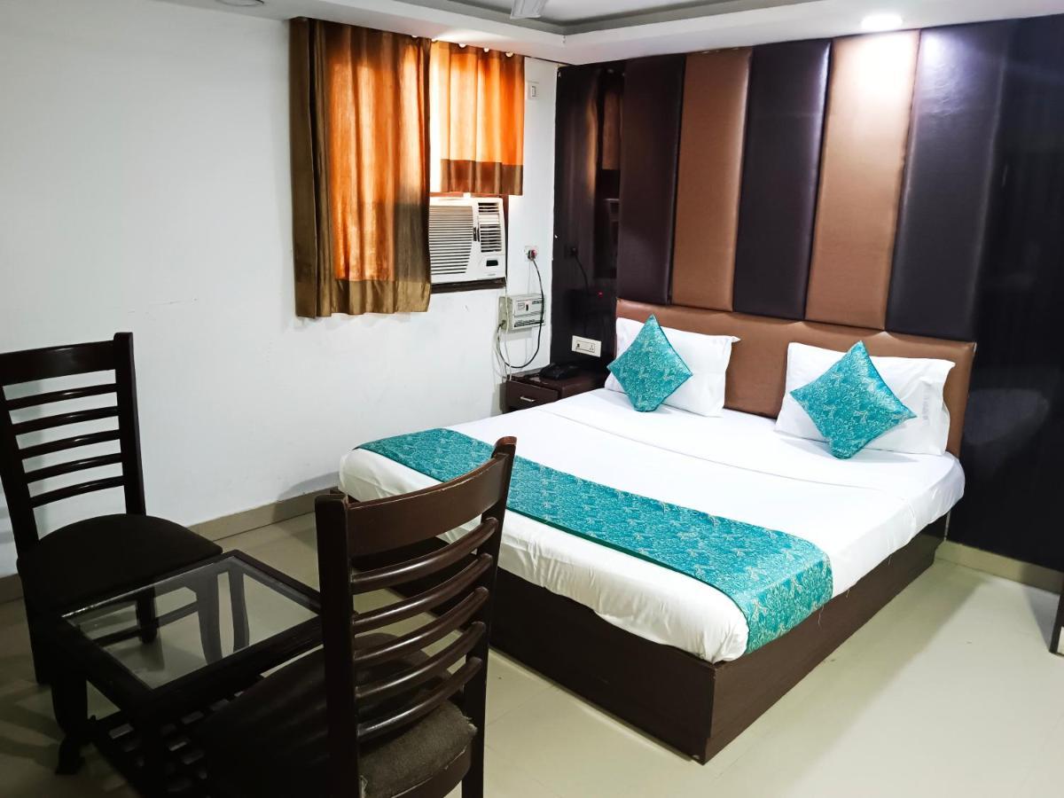 Hotel Caves A Family Near Igi Airport Delhi New Delhi